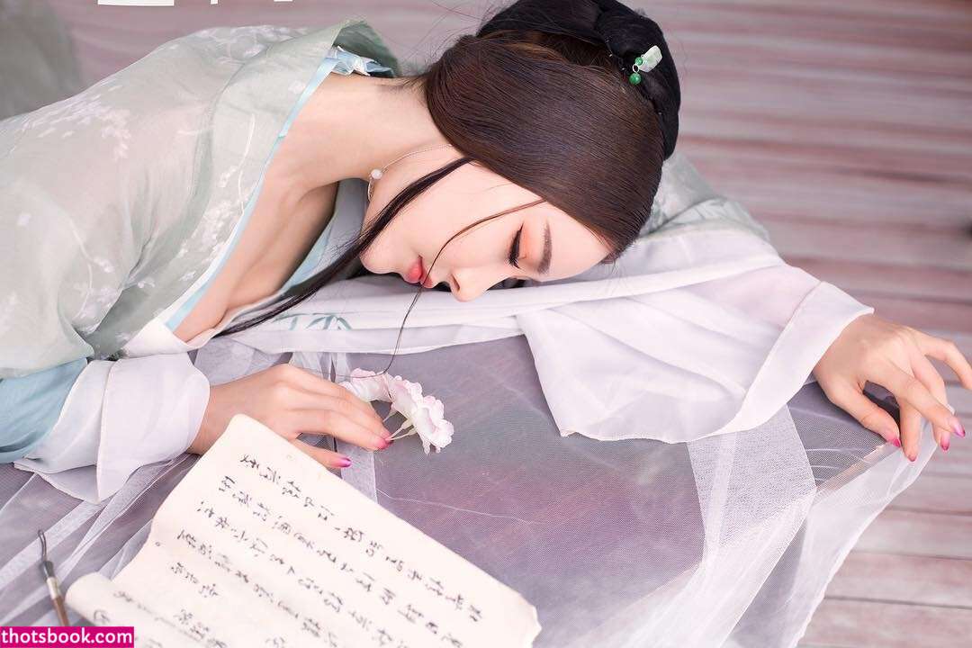 Yuan Herong Photo #96