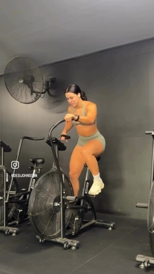 Desi Johnson Post #7