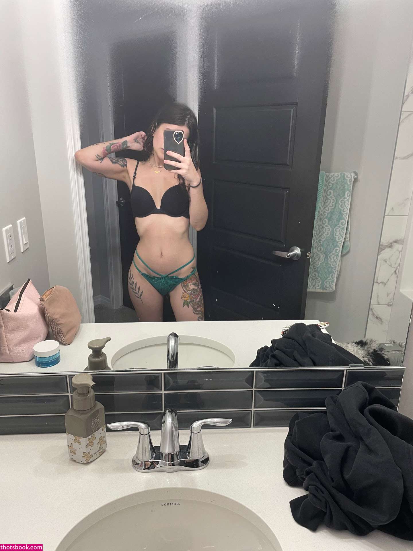 irretentive Photo #43