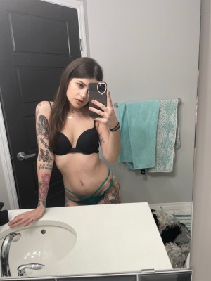 irretentive Photo #44