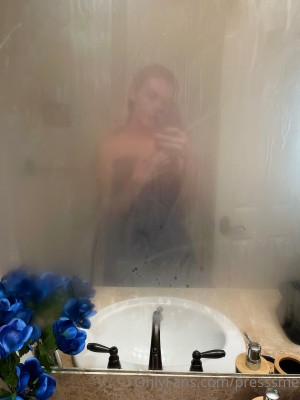 Presley Rhodes Photo #3