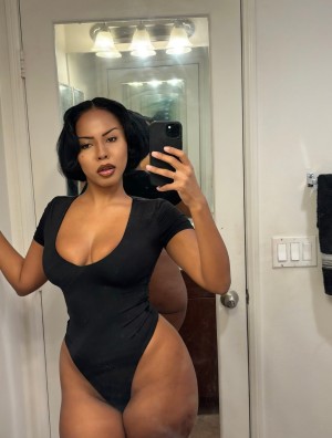 destiniranae Photo #8