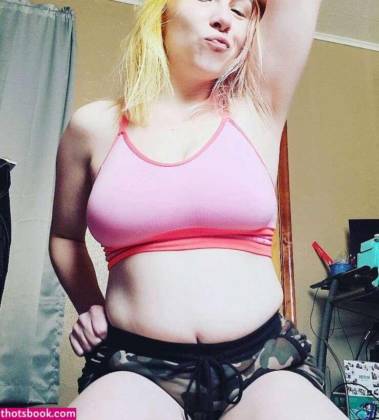 kittenwithakink Photo #26