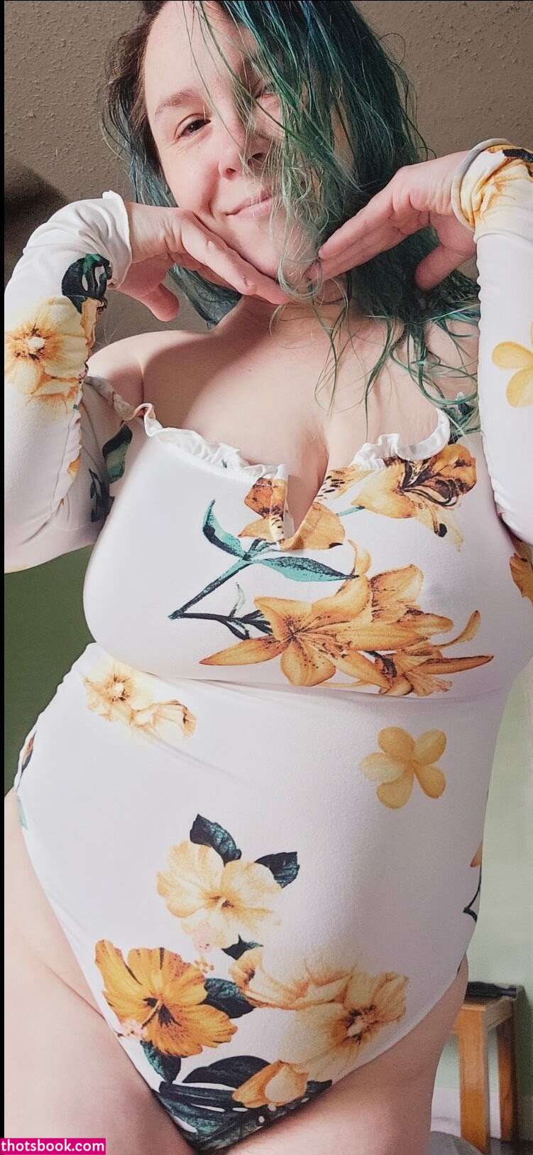 kittenwithakink Photo #42