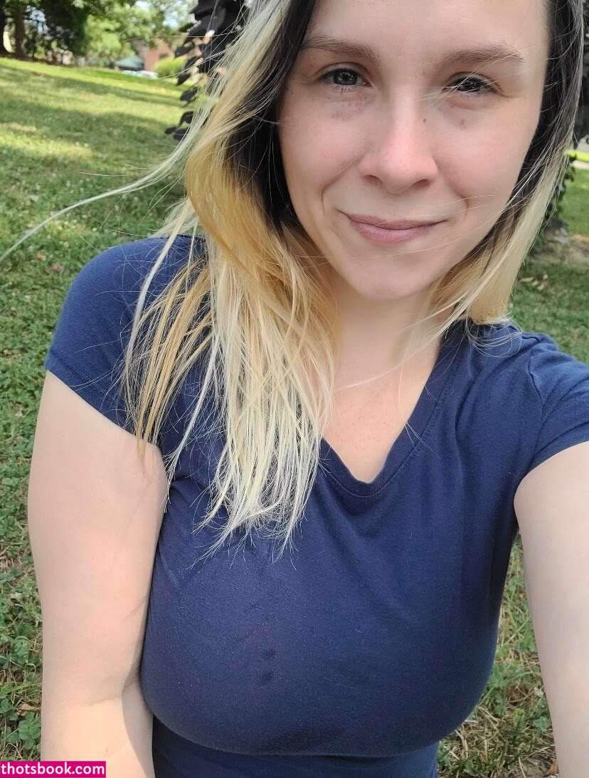 kittenwithakink Photo #53