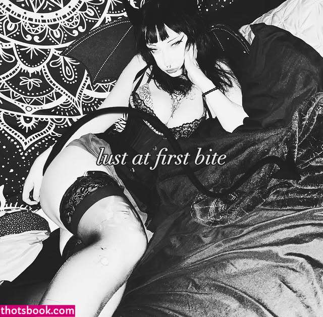 m0theranna Photo #23