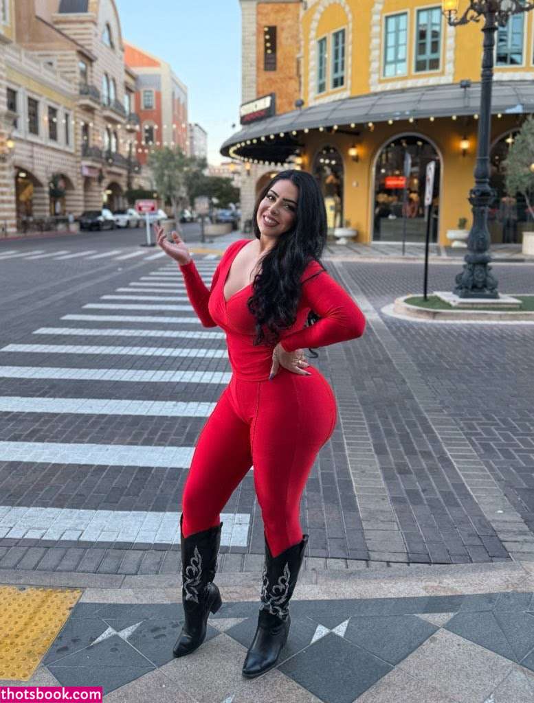 Jasmine Mendez Photo #20