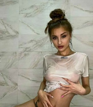 Lolalolasss Photo #7