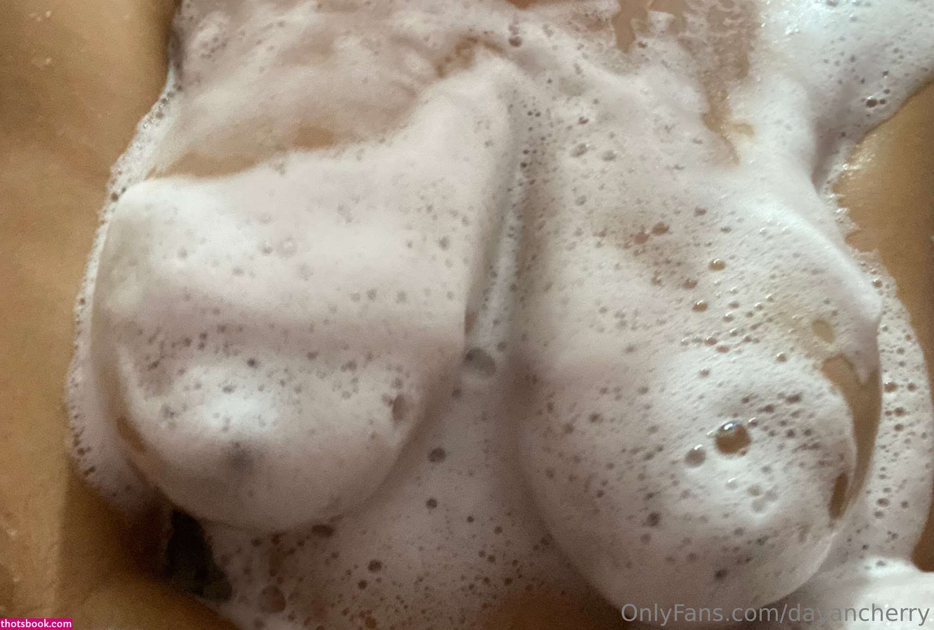 Nairobis Aparicio Photo #45