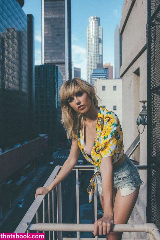 Danielle Sharp Photo #66