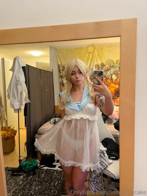 linneathecake Photo #4