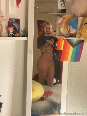 linneathecake Photo #18