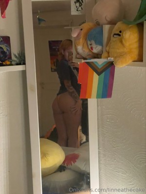 linneathecake Photo #21