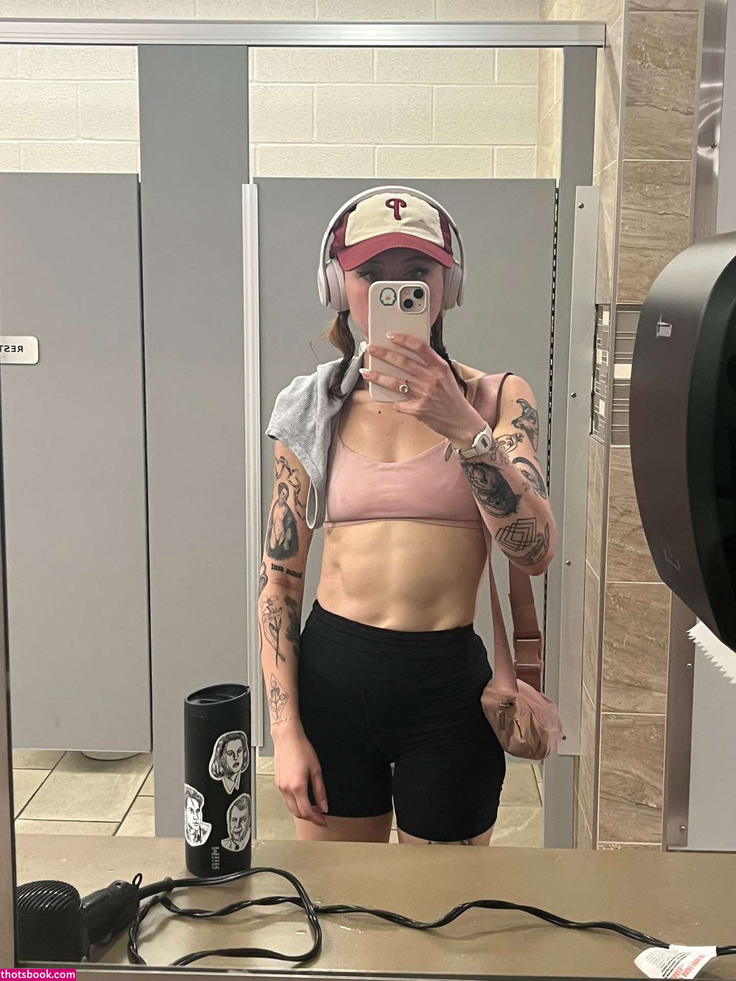 Mkultramilf Photo #13