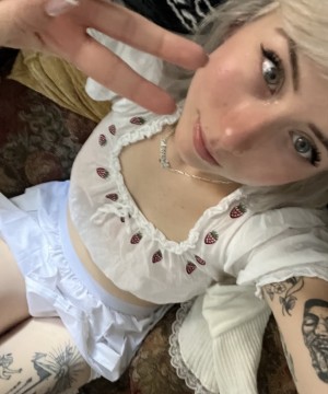 Mkultramilf Photo #22