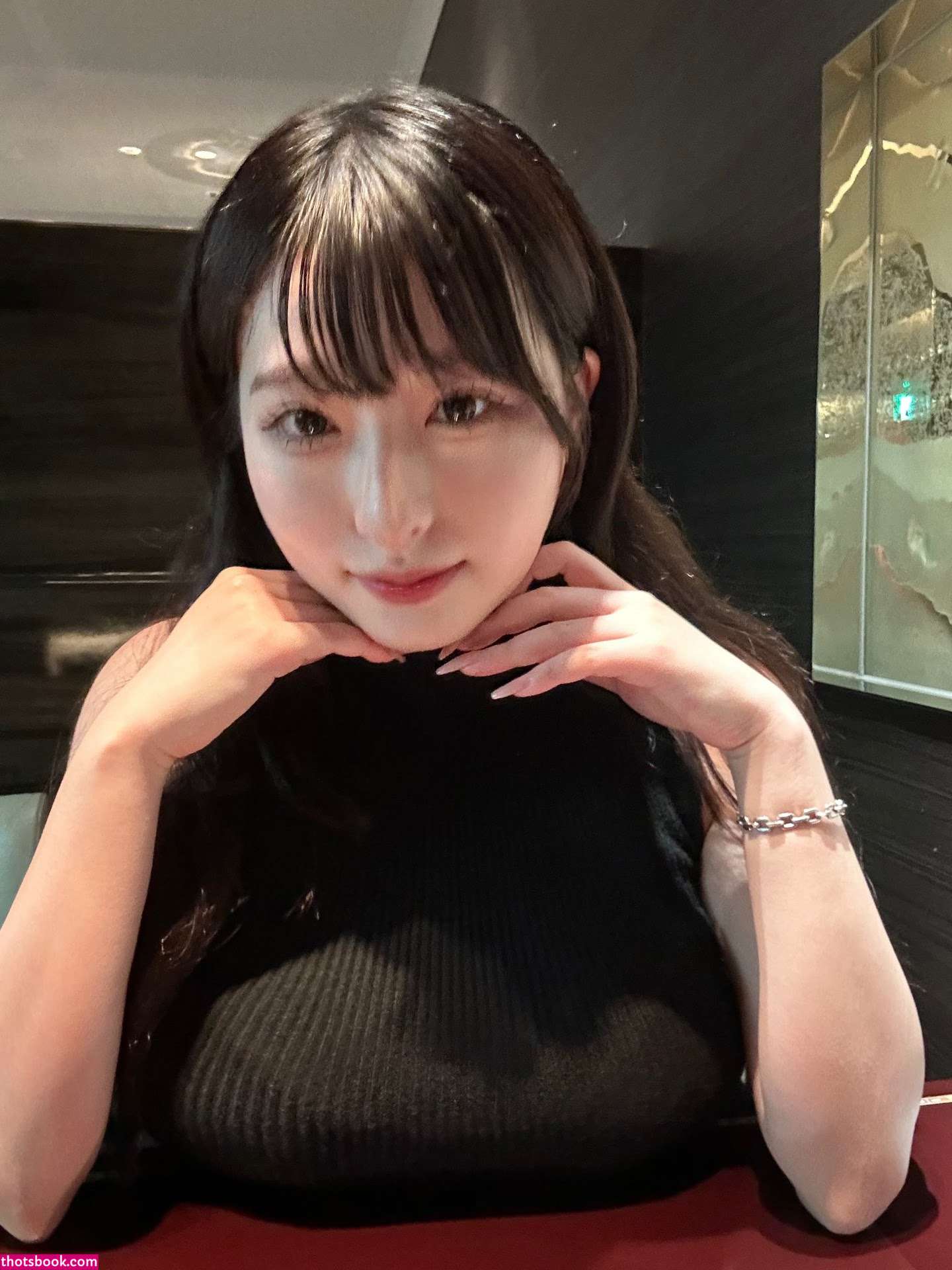 Momoka Akari Photo #4