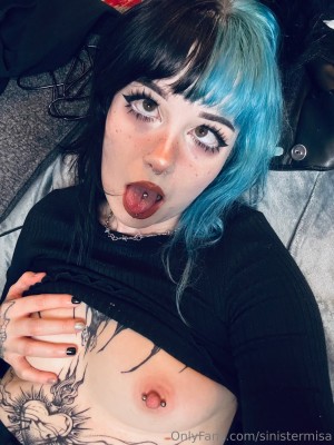 Sinistermisa Photo #22