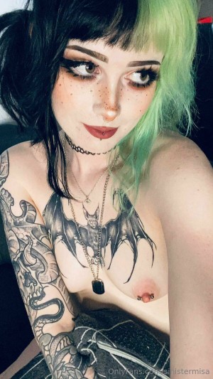 Sinistermisa Photo #37