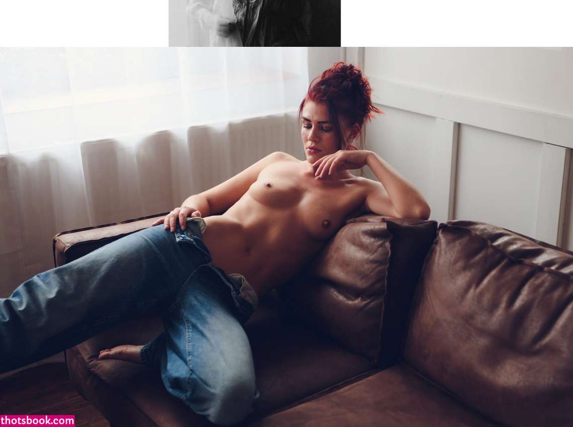 Vanessa Bartsch Photo #9