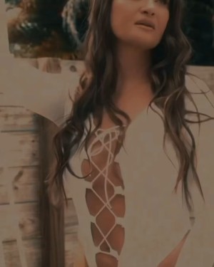 Karolina Kowalkiewicz Photo #2