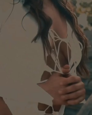 Karolina Kowalkiewicz Photo #4