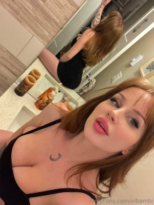 violetxbambi Photo #9