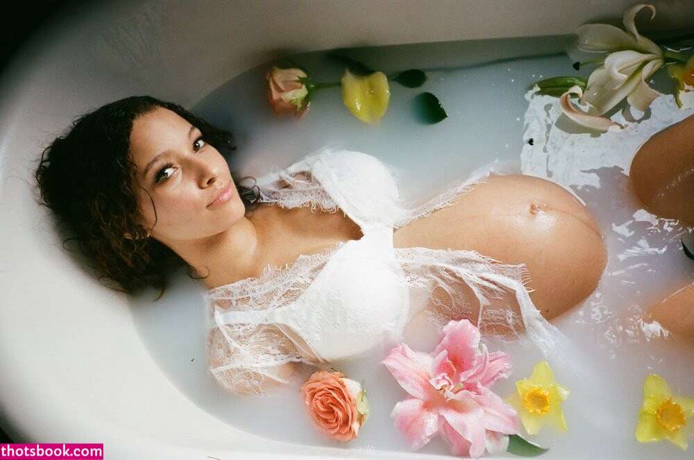 Ananyaoceana Photo #31