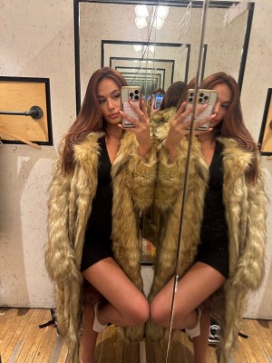 Randi Hartman Photo #66