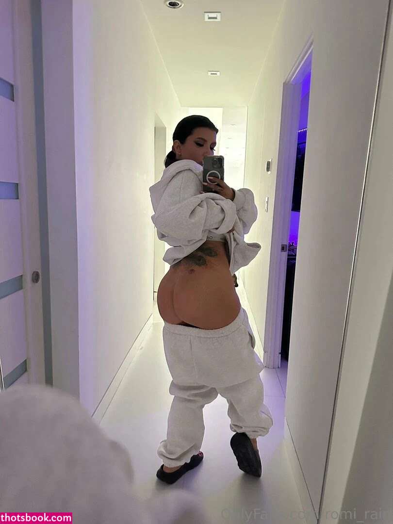 Romi Rain Photo #593