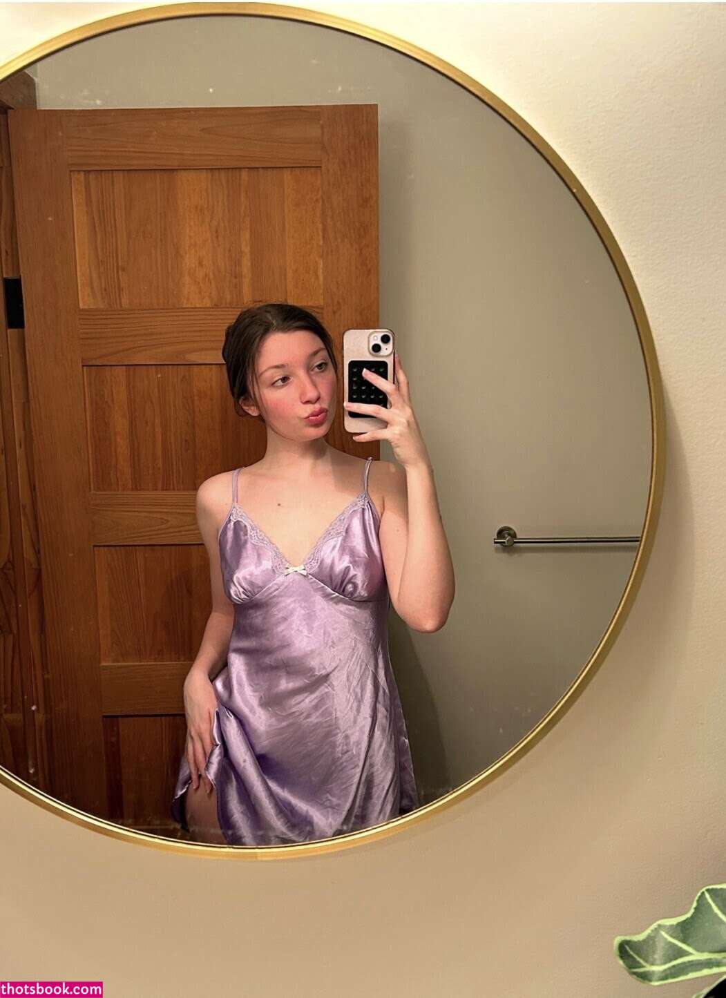 Alyssa Schwartz Photo #7