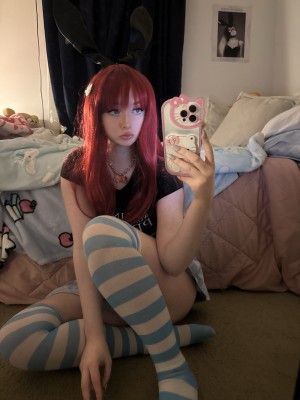 bimbogrlfriend Photo #3