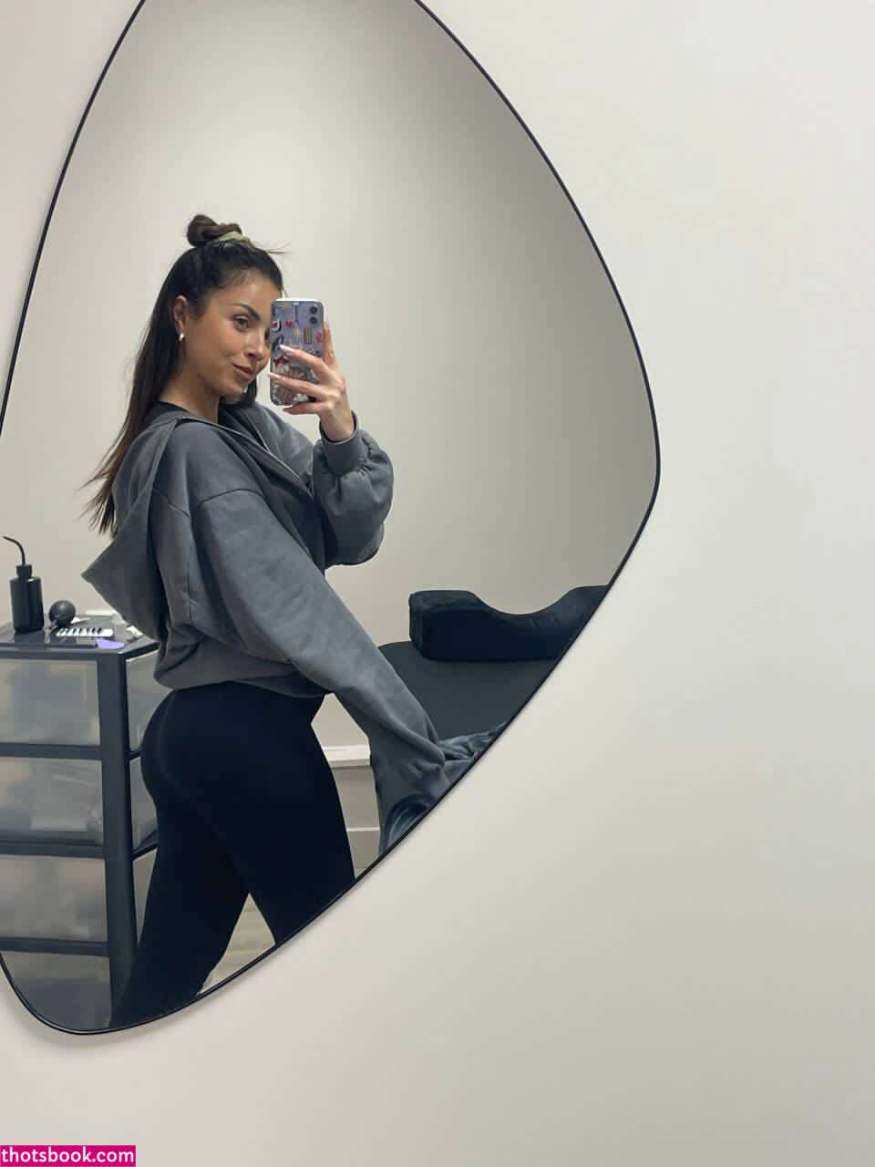 Julia Amareno Photo #30