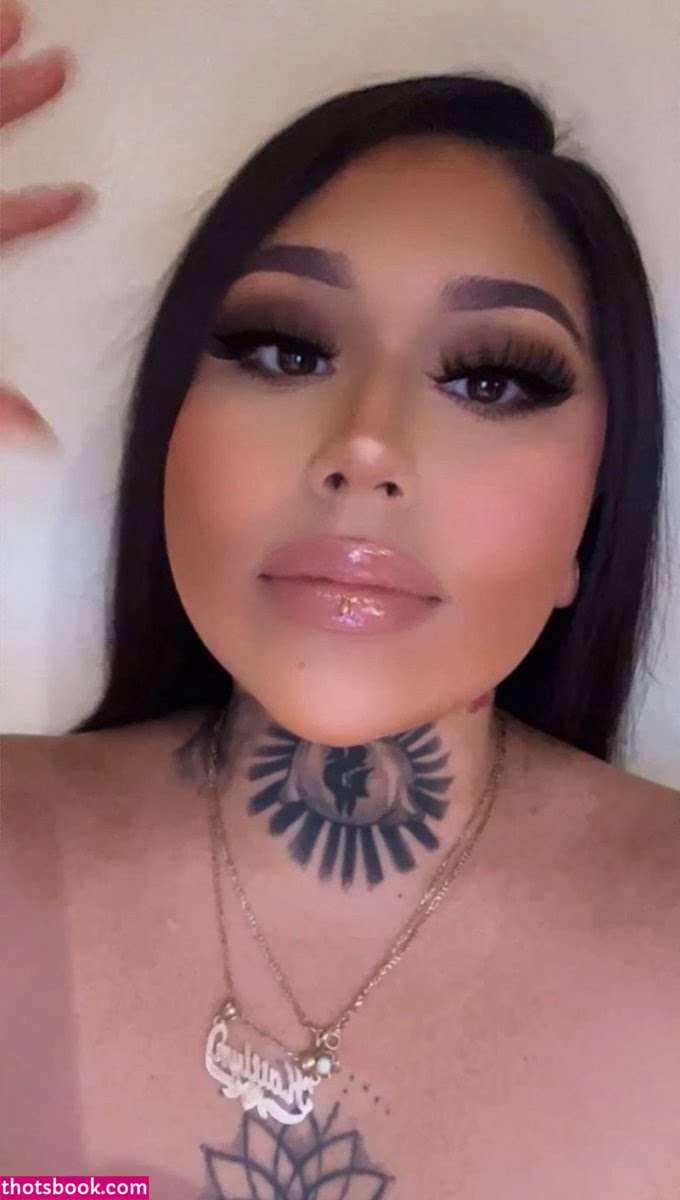 katieinherbag Photo #10