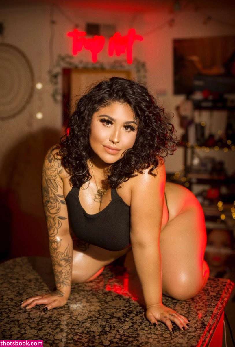 katieinherbag Photo #14