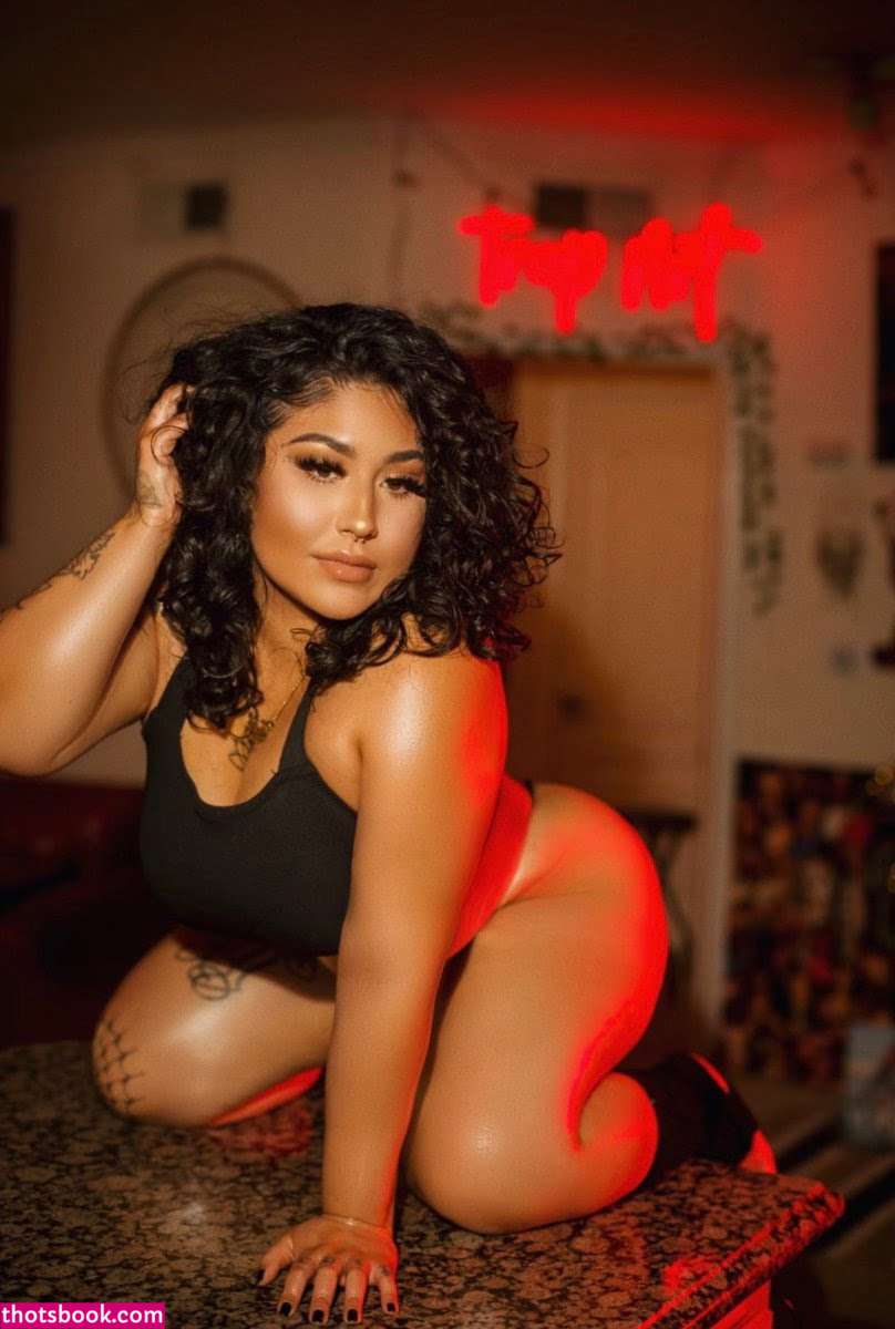 katieinherbag Photo #15