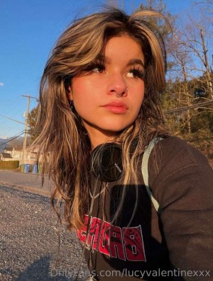 Lucyvalentinexxx Photo #20