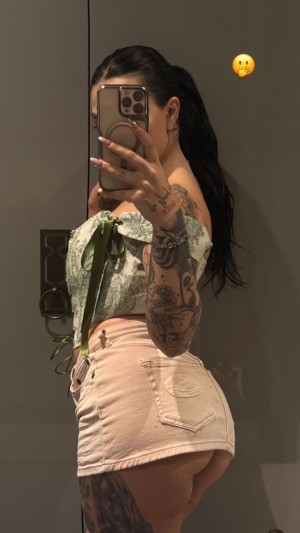 Eda Gokcen Kaya Photo #6