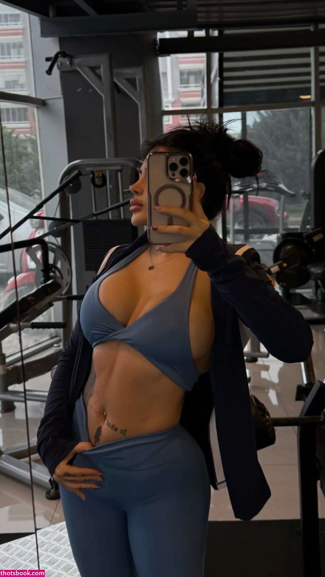 Eda Gokcen Kaya Photo #31