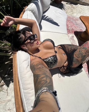 Eda Gokcen Kaya Photo #38