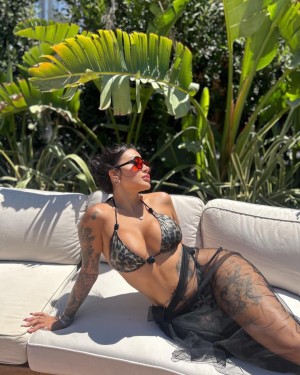 Eda Gokcen Kaya Photo #44