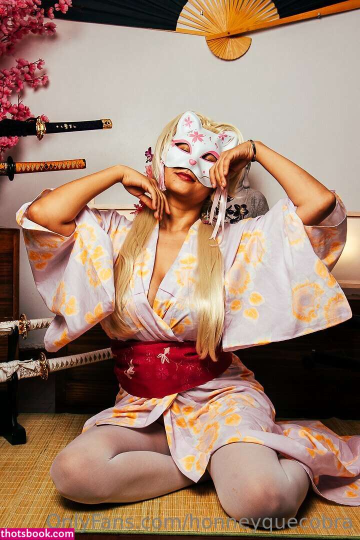 Honneybonita Photo #42