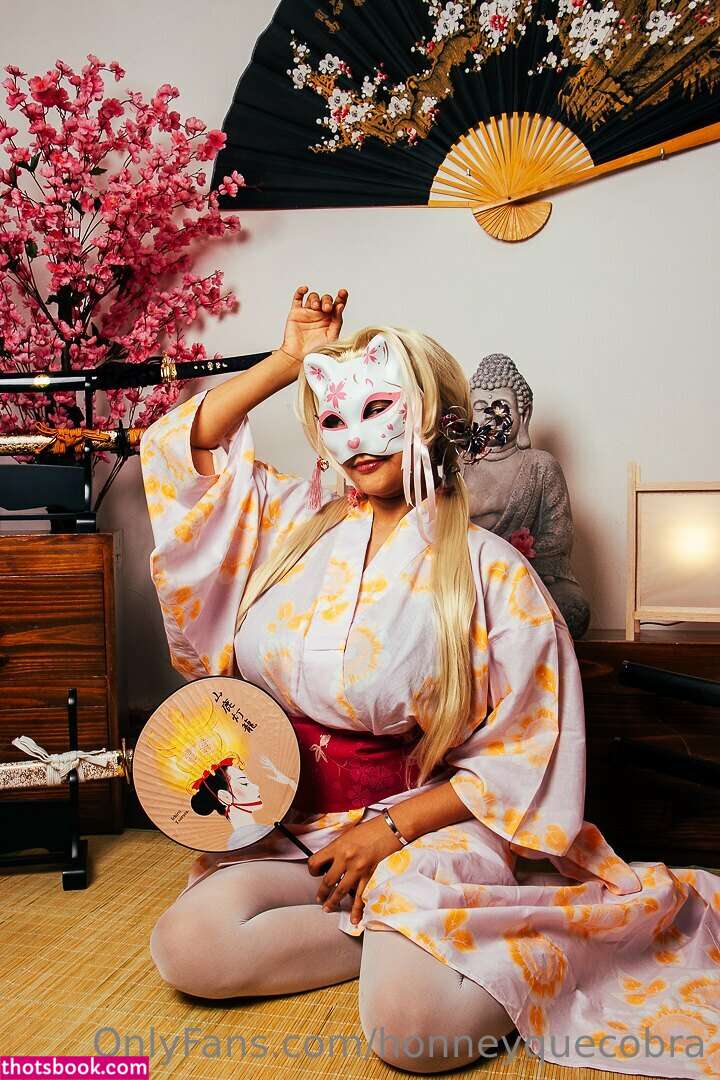 Honneybonita Photo #44