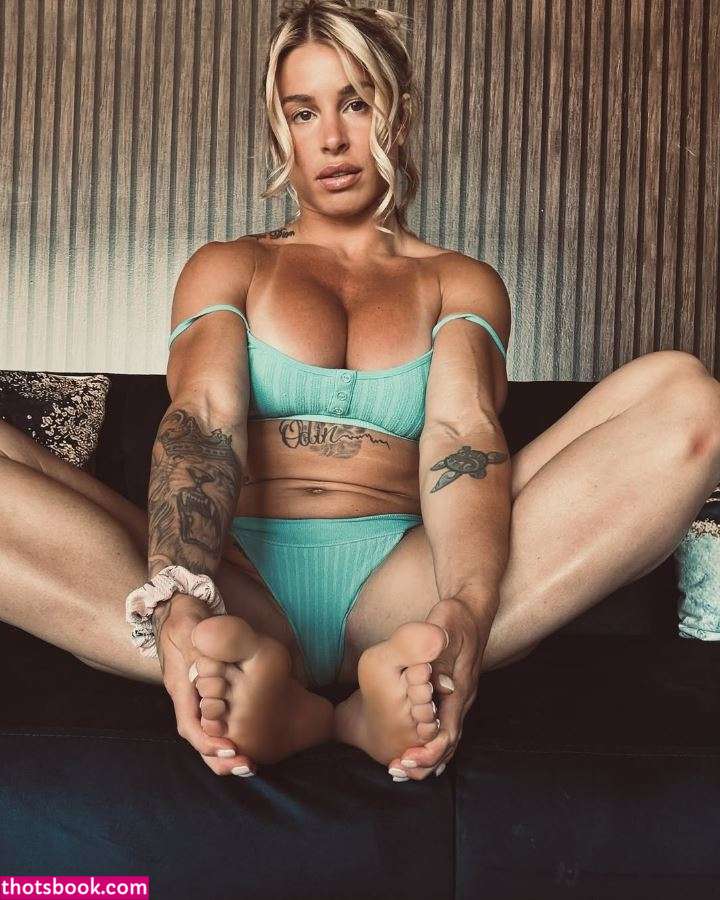 Hannah Goldy Photo #172