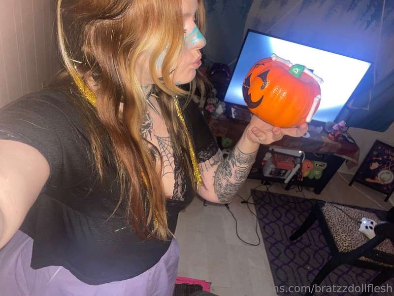 bratzzdollflesh Photo #3