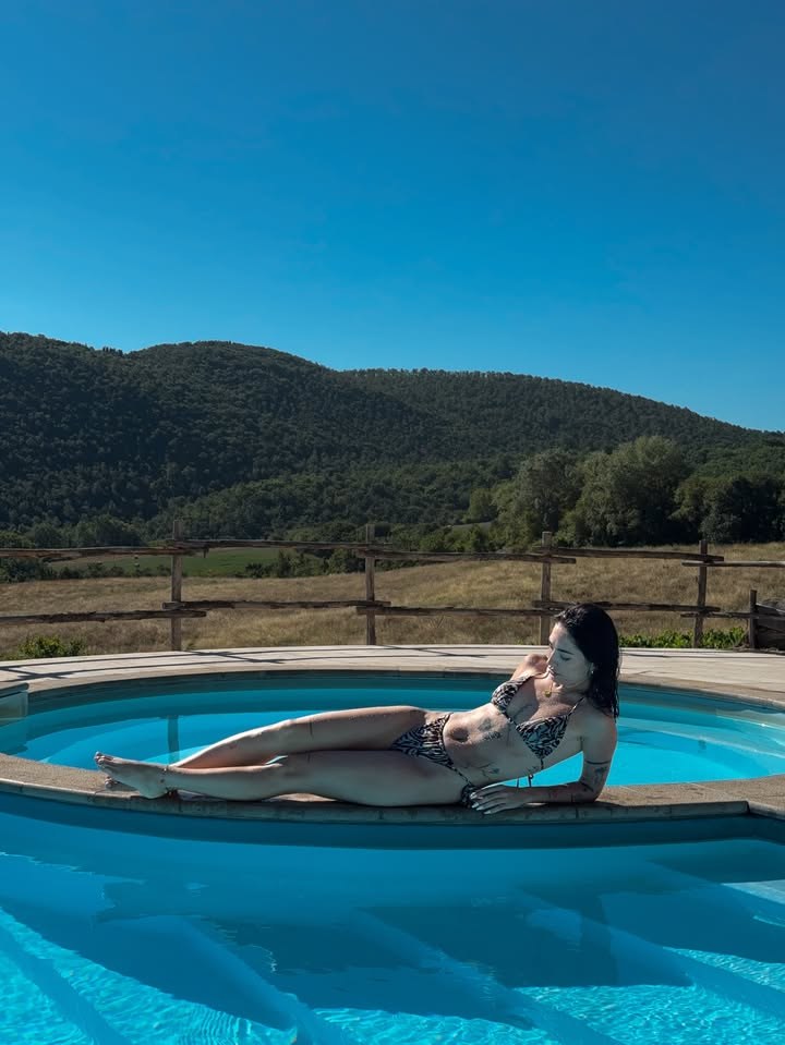 Beth.sal Photo #34