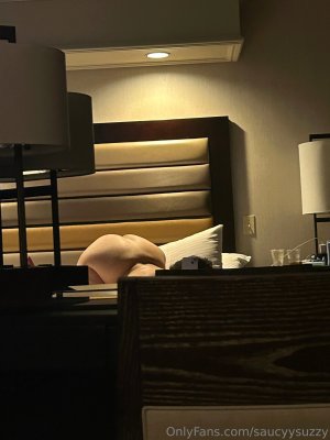 saucyysuzzy Photo #37
