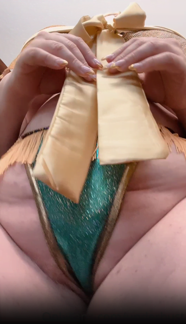 Penny Underbust Photo #16