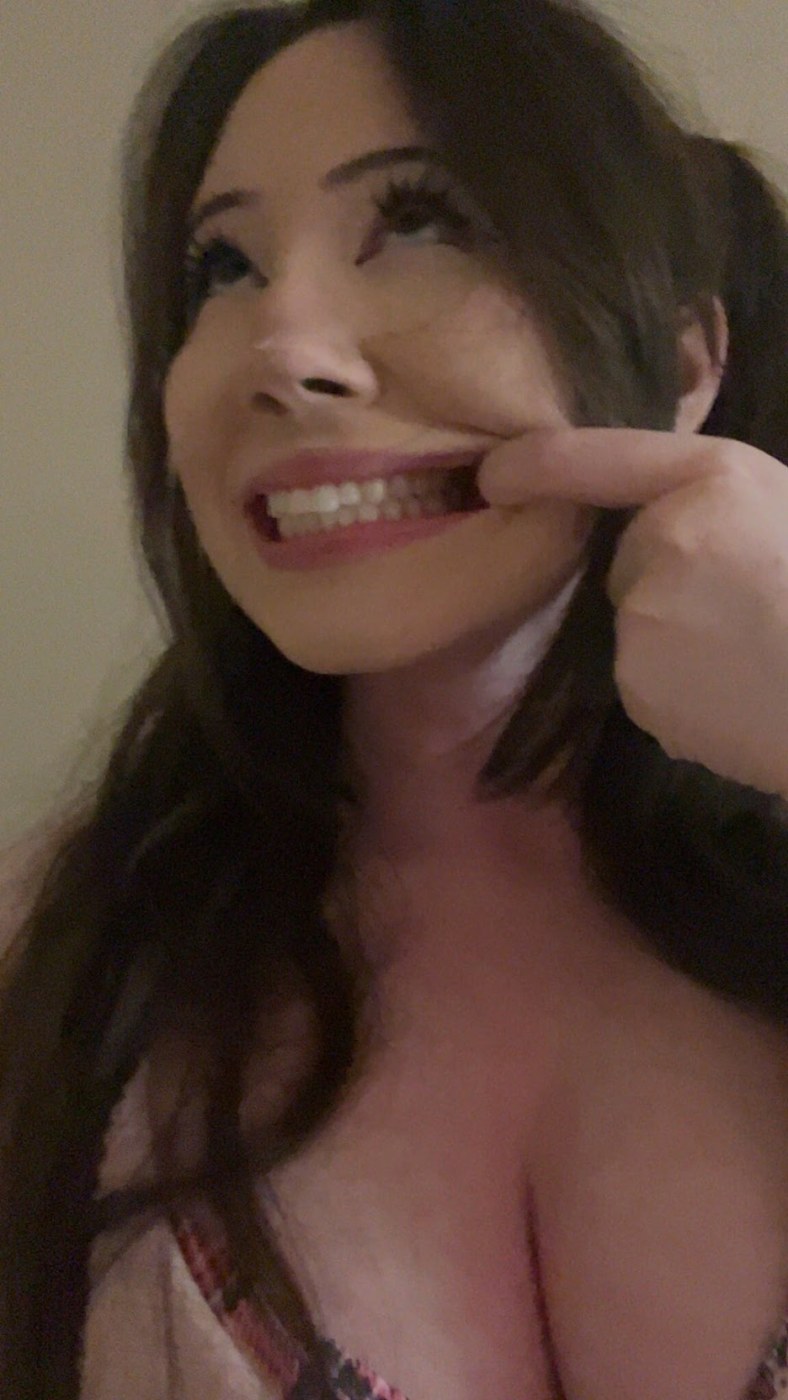 AliciaJade Photo #10
