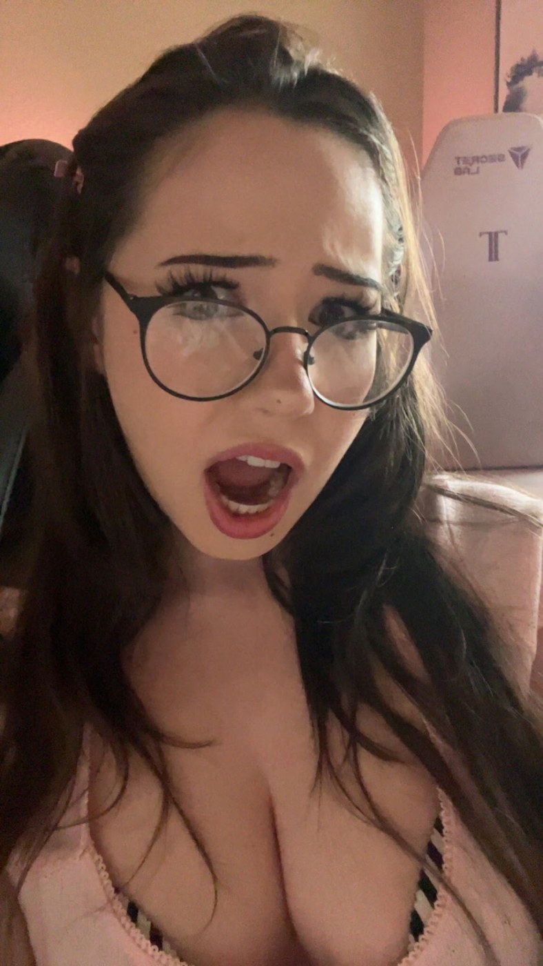 AliciaJade Photo #7