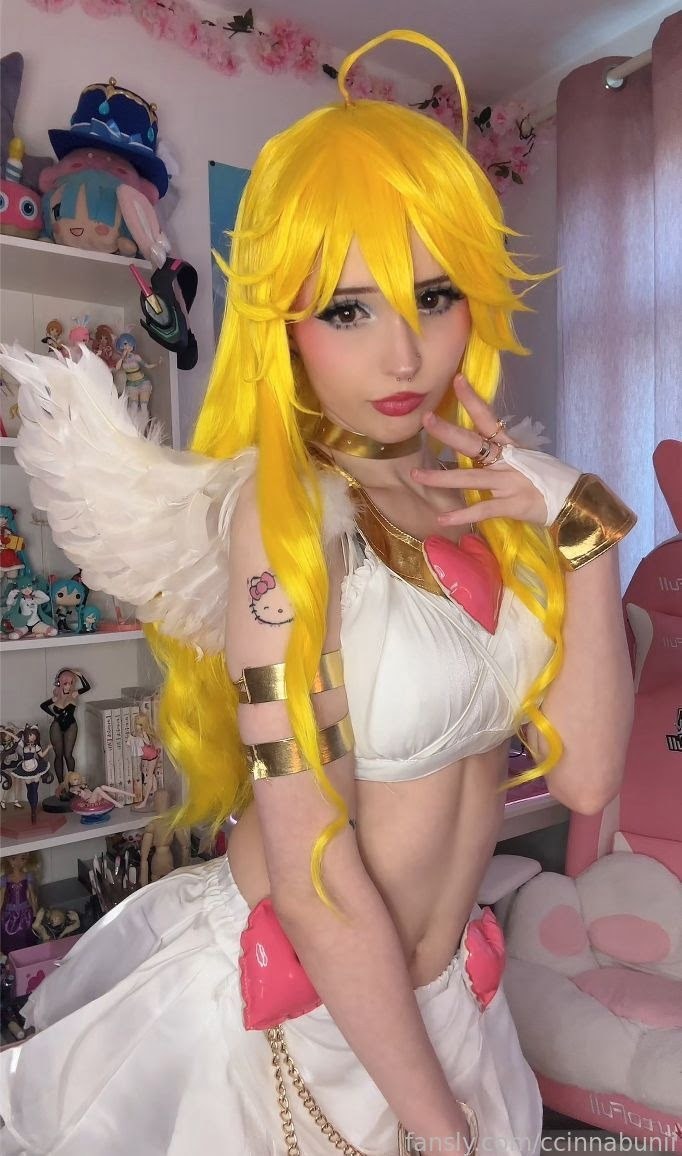 Ccinnabunii Photo #45